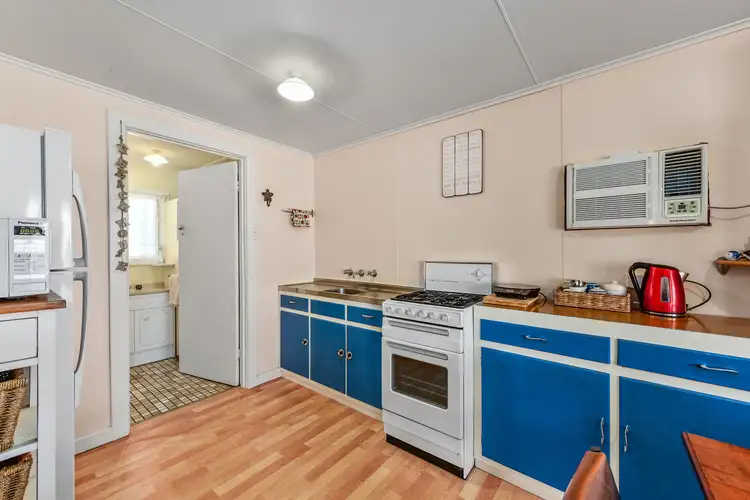 Sixth view of Homely house listing, 1 Pinks Beach Road, Kingston Se SA 5275