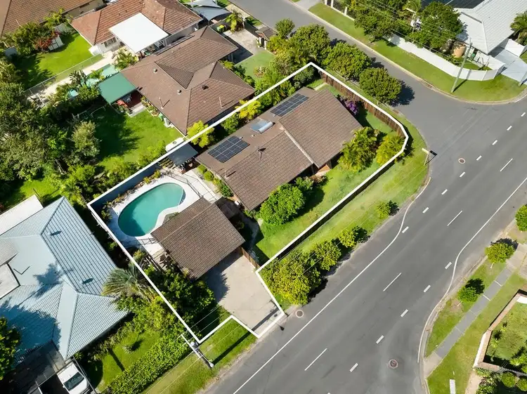 Second view of Homely house listing, 2 Vaucluse Place, Sorrento QLD 4217
