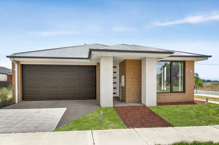 51 Claremont Avenue, Rockbank VIC 3335
