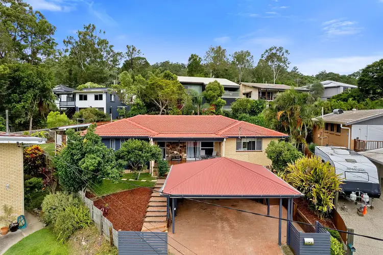 6 Nina Street