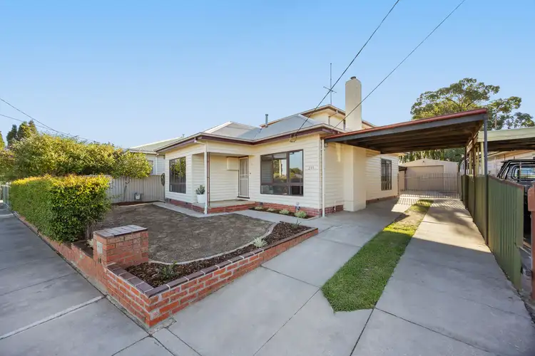 211 Lexton Street, Wendouree VIC 3355