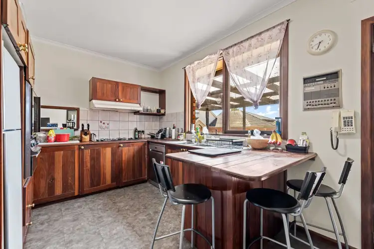 Sixth view of Homely house listing, 4 Lyons Street, Mount Waverley VIC 3149