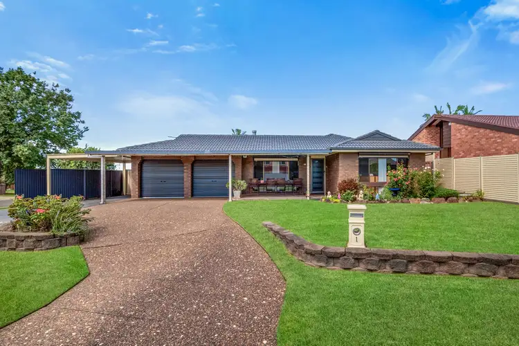1 Tuncurry Street, Bossley Park NSW 2176