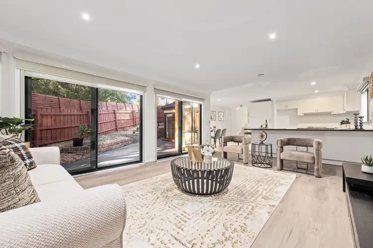 33 Dunscombe Avenue