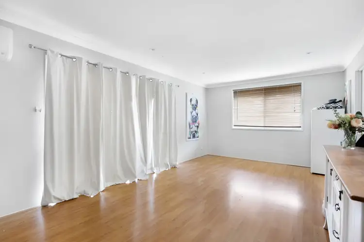 Fifth view of Homely house listing, 1 Wallis Glen, Cranebrook NSW 2749