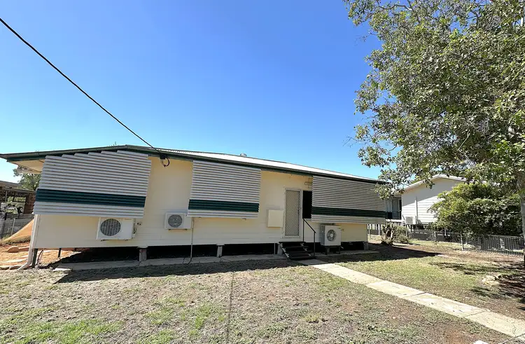 176 Kingfisher Street, Longreach QLD 4730