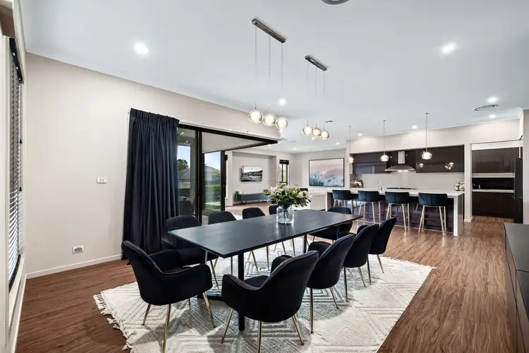 41 Shale Hill Drive, Glenmore Park NSW 2745