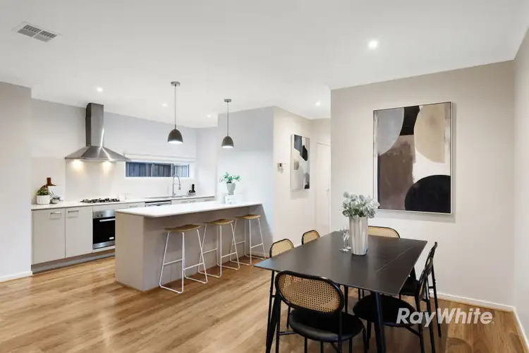 Fifth view of Homely house listing, 4 Mossey Crescent, Cranbourne East VIC 3977