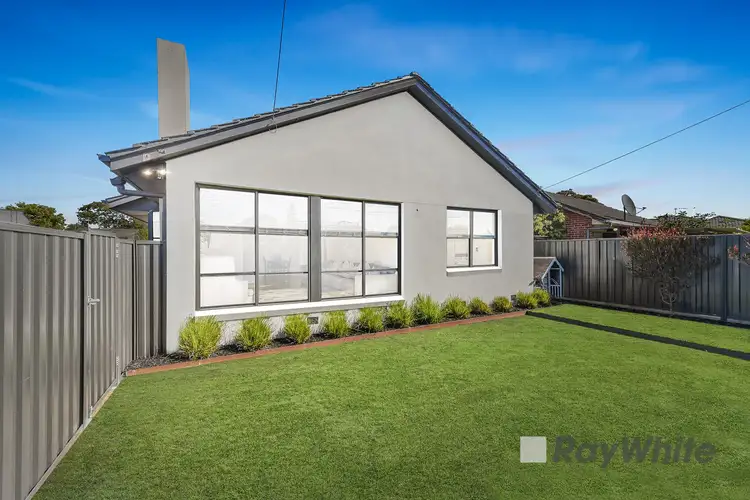 1/6 Conferta Crescent, Doveton VIC 3177
