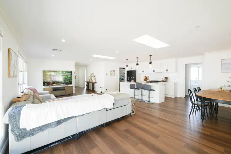 Second view of Homely house listing, 10 Acacia Circuit, Parkes NSW 2870