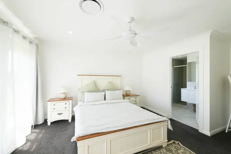 Fifth view of Homely house listing, 10 Acacia Circuit, Parkes NSW 2870