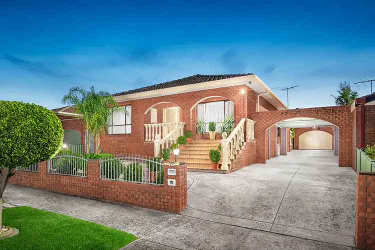 17 Melia Court, Mill Park VIC 3082
