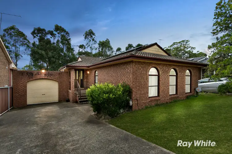 15 Chaplin Crescent, Quakers Hill NSW 2763