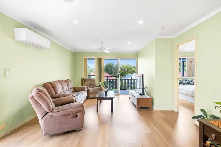 Fourth view of Homely semi-detached listing, 2/8 Waterdown Drive, Elanora QLD 4221