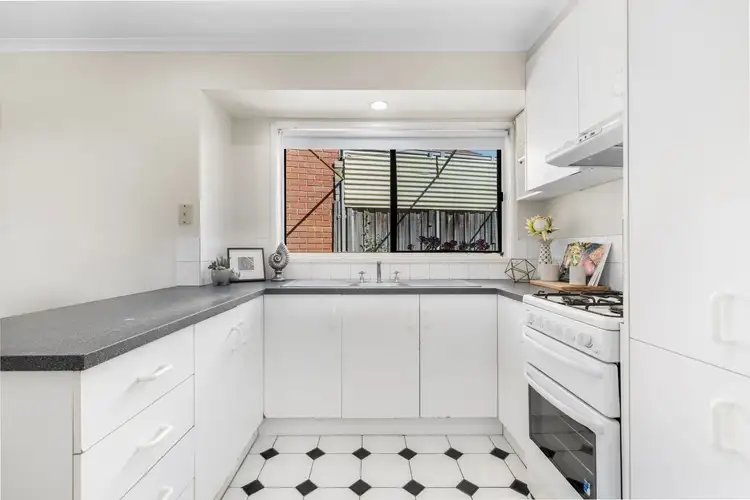 Fourth view of Homely house listing, 18 Temby Close, Endeavour Hills VIC 3802
