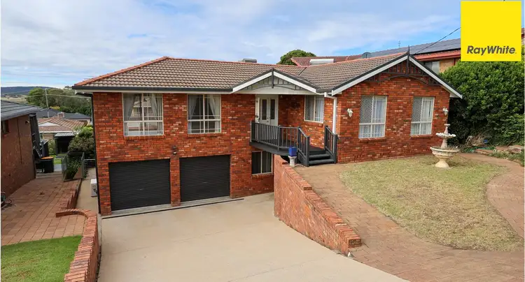 Number 50 Gordon Street, Inverell NSW 2360