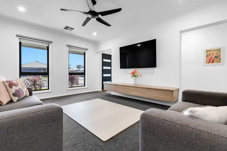 Fourth view of Homely house listing, 4 Barclay Boulevard, Red Cliffs VIC 3496