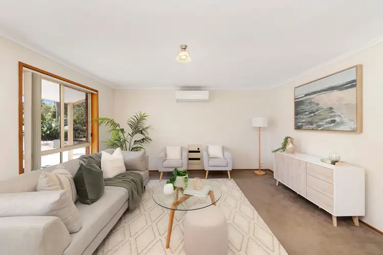 32 Pennington Crescent