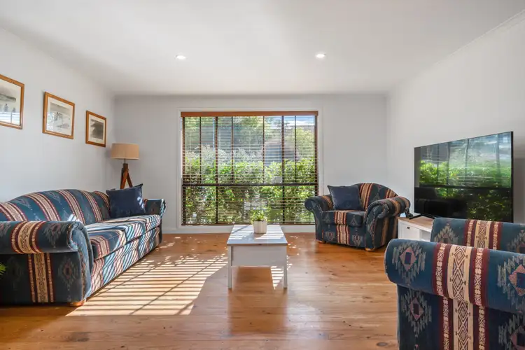Fourth view of Homely house listing, 90 Jackie Howe Crescent, Macarthur ACT 2904