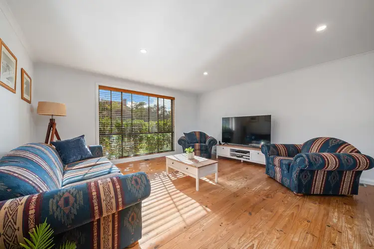 Fifth view of Homely house listing, 90 Jackie Howe Crescent, Macarthur ACT 2904