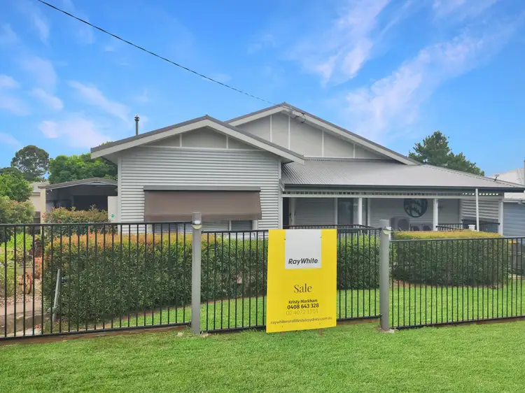 80 King Street, Gloucester NSW 2422