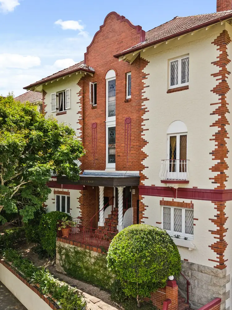 44 Moray Street