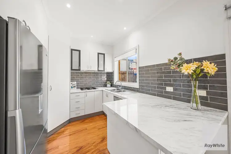 Fifth view of Homely house listing, 52 Jade Way, Hillside VIC 3037