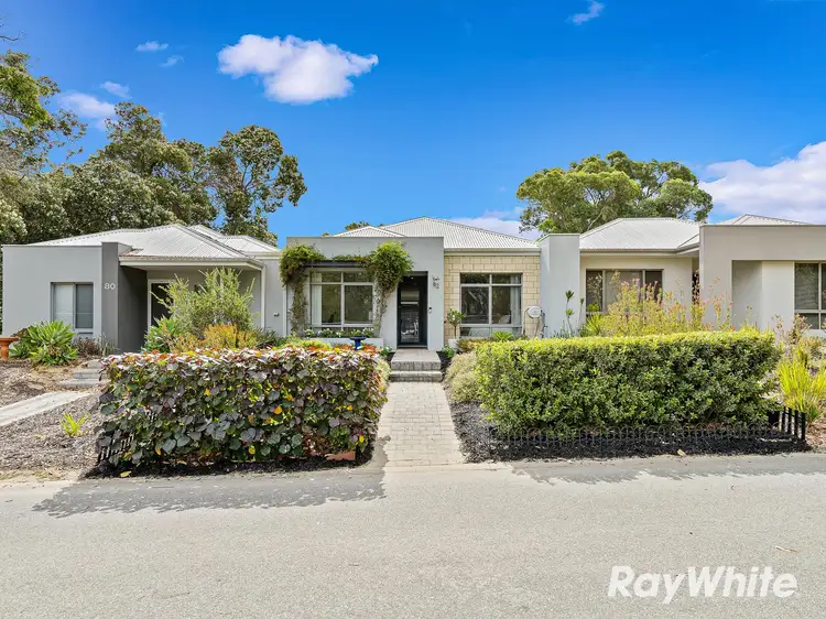 82 Thornbill Crescent