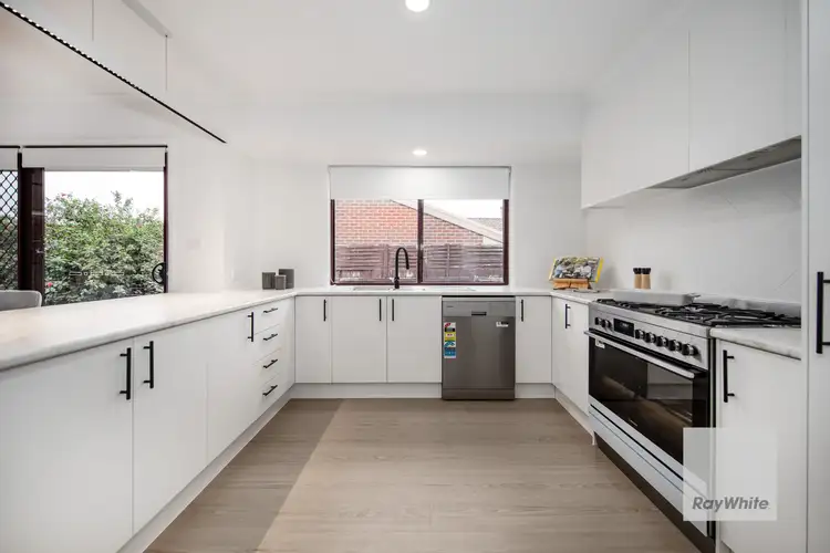 Sixth view of Homely house listing, 15 Berthon Crescent, Hillside VIC 3037
