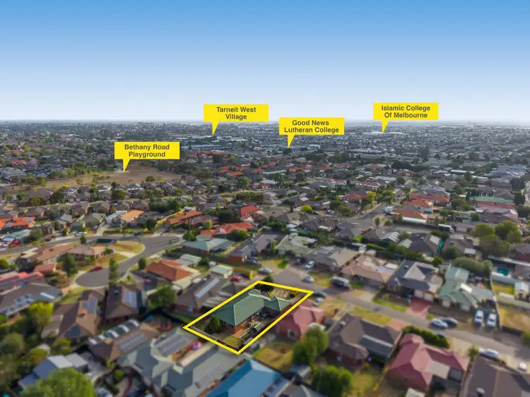 Second view of Homely house listing, 7 Hazelwood Court, Hoppers Crossing VIC 3029