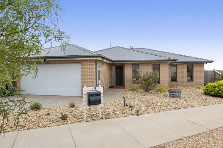 19 Sublime Point Road, Bacchus Marsh VIC 3340