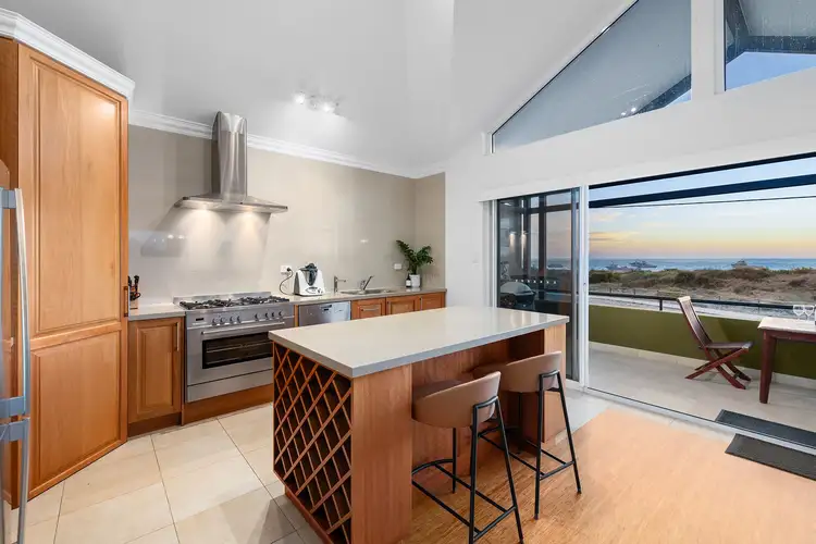 1/1 Cunliffe Street, Lancelin WA 6044