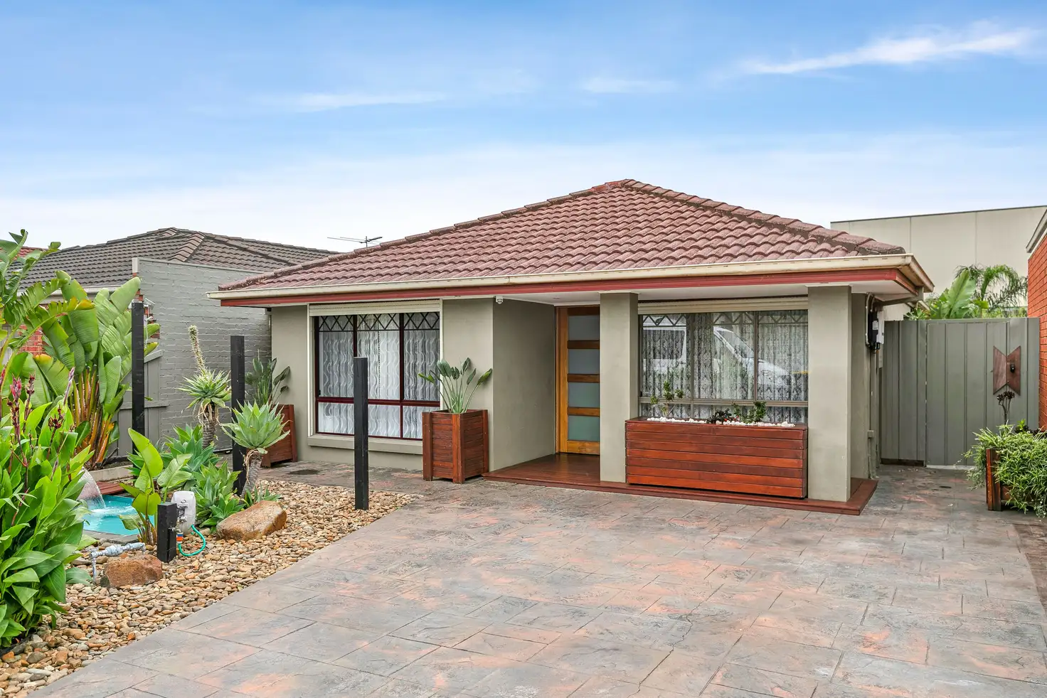 Main view of Homely house listing, 5 Mladen Court, Coolaroo VIC 3048