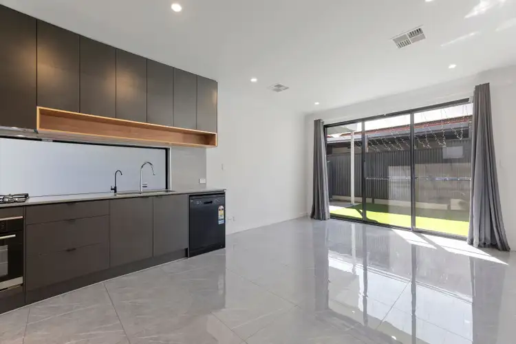 Fifth view of Homely townhouse listing, 2/21 Montacute Road, Campbelltown SA 5074