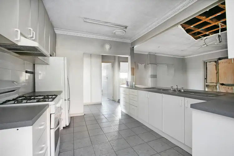 Fifth view of Homely house listing, 5 Maclagan Crescent, Reservoir VIC 3073