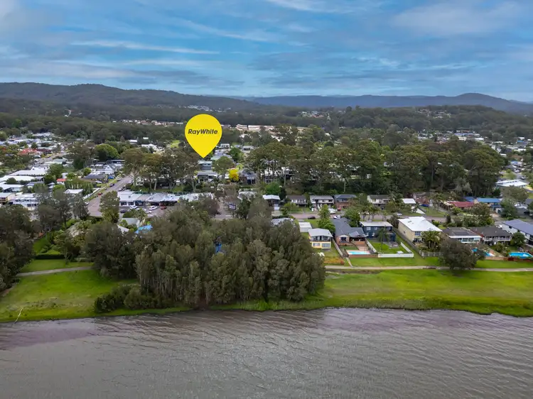 Third view of Homely house listing, 6 Grevillea Crescent, Berkeley Vale NSW 2261