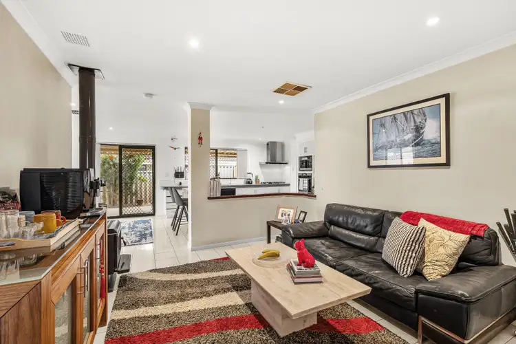 Seventh view of Homely house listing, 6 Calway Rise, Kiara WA 6054