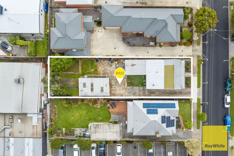 17 Marshall Street, Newtown VIC 3220