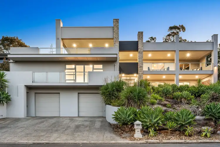 16 St Albans Drive, Burnside SA 5066