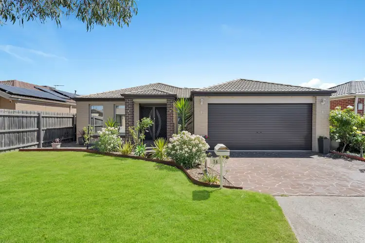 16 Omega Street, Carrum Downs VIC 3201