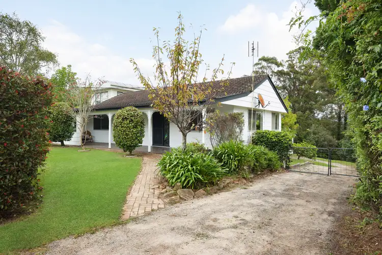 13 Oaklands Street