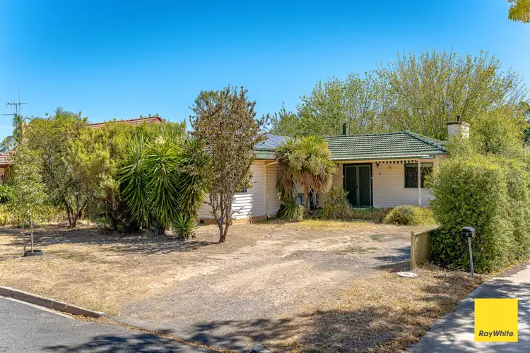 4 Longmore Street