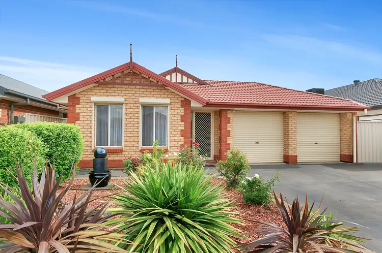 10 Isabel Road