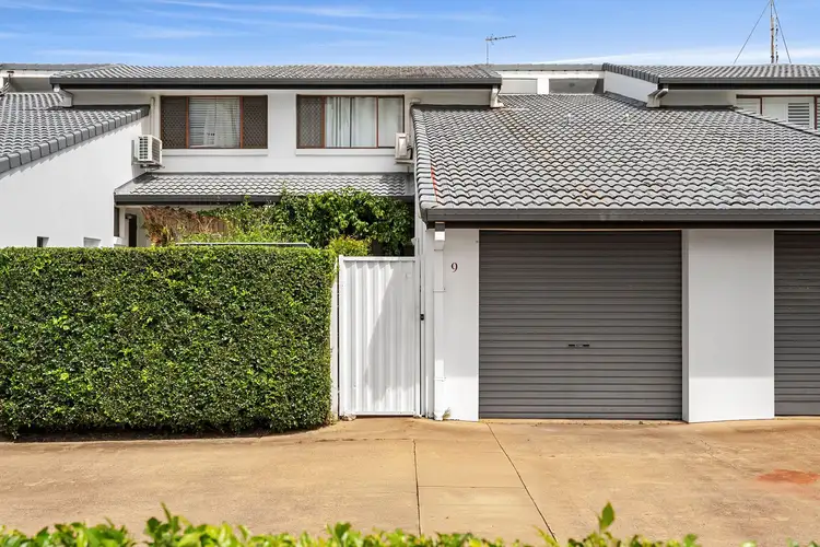 9/2-34 Karbunya Street, Mermaid Waters QLD 4218
