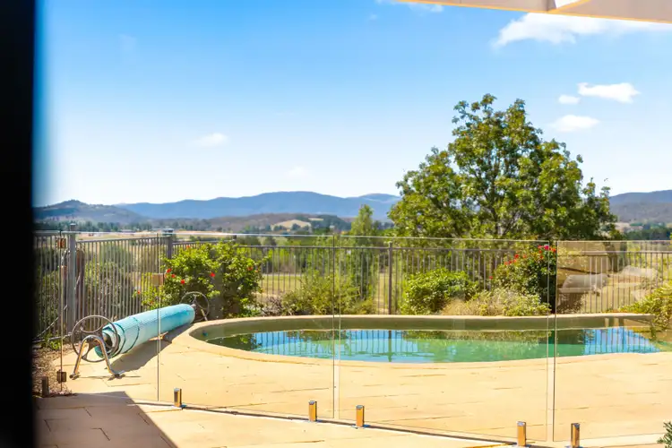 102 Badgery Road, Burra NSW 2620