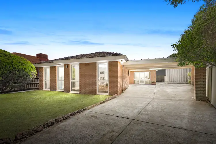 39 Tadstan Drive