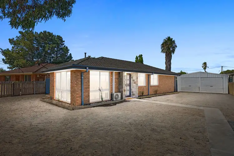 2 Jabiru Court