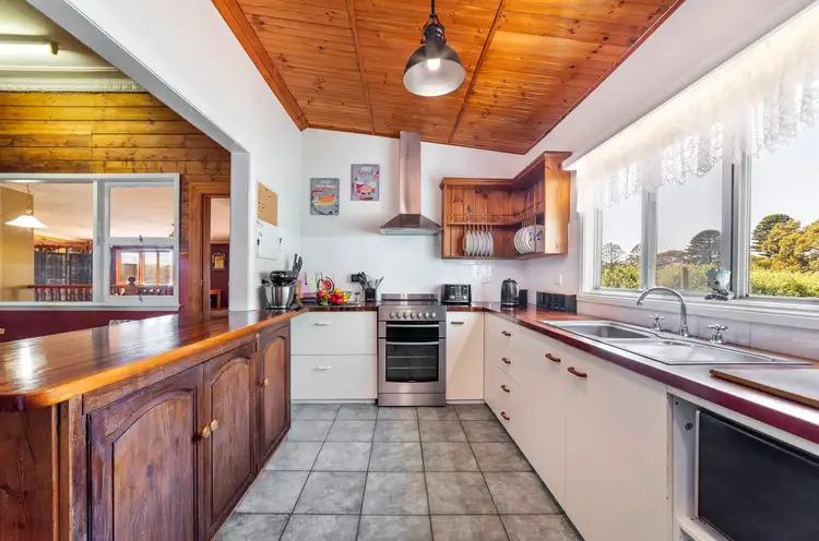 Fifth view of Homely house listing, 16 Hotham Street, Warrnambool VIC 3280