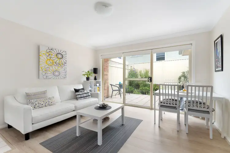 67 Parkes Street