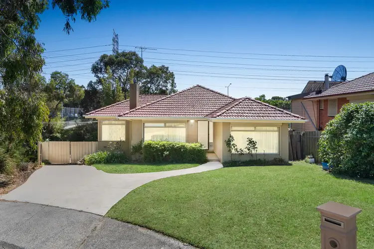 5 Adrian Street